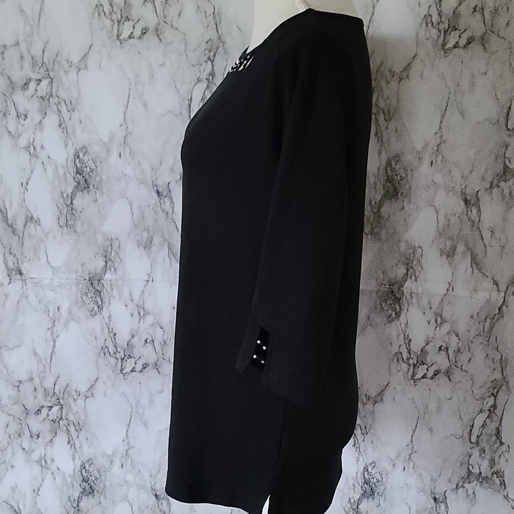 Quacker Factory Top Size Small - image 3